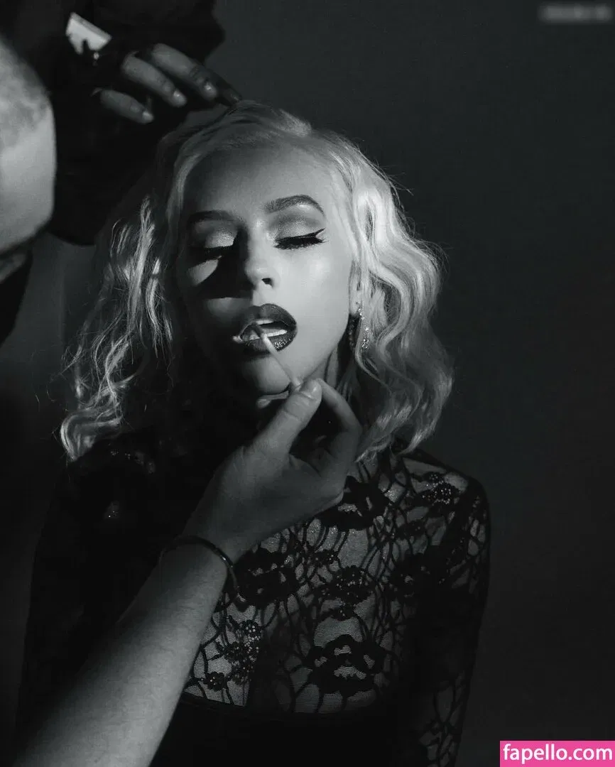 Christina Aguilera Onlyfans Photo Gallery 