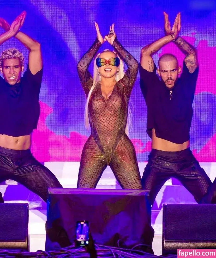 Christina Aguilera Onlyfans Photo Gallery 