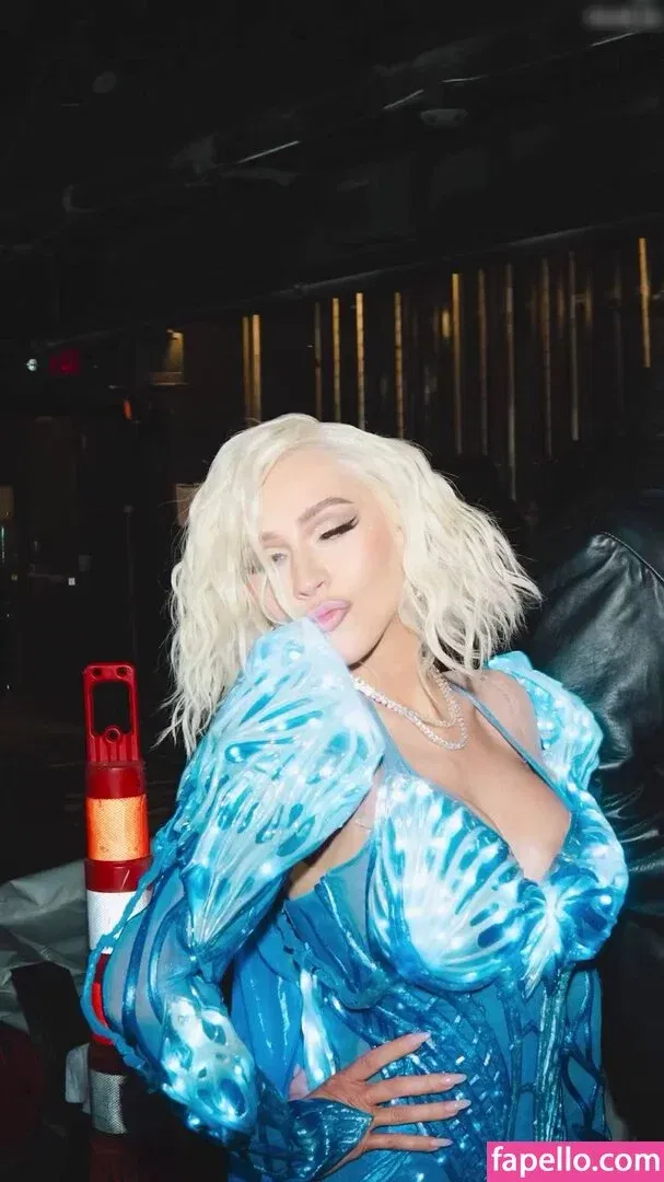 Christina Aguilera Onlyfans Photo Gallery 