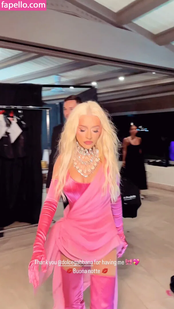 Christina Aguilera Onlyfans Photo Gallery 