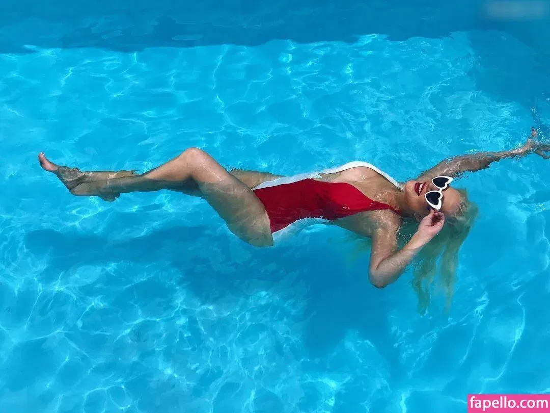 Christina Aguilera Onlyfans Photo Gallery 