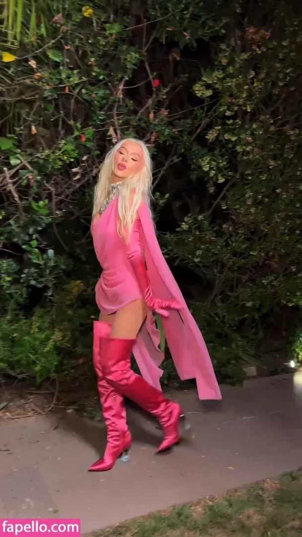 Christina Aguilera Onlyfans Photo Gallery 