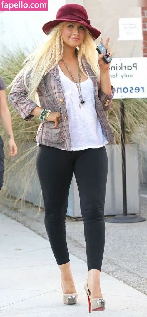 Christina Aguilera Onlyfans Photo Gallery 