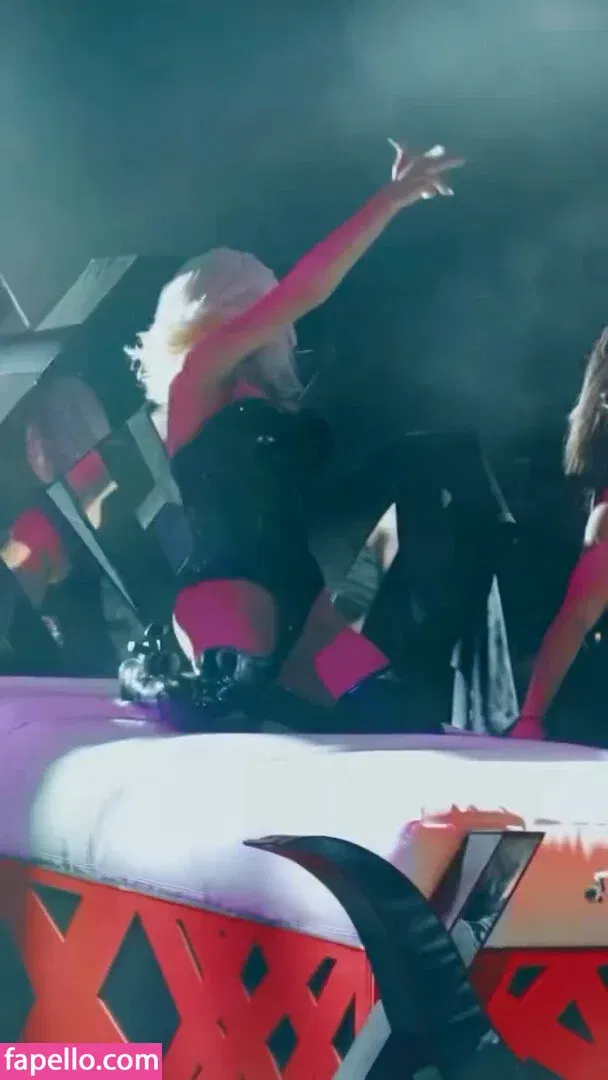 Christina Aguilera Onlyfans Photo Gallery 