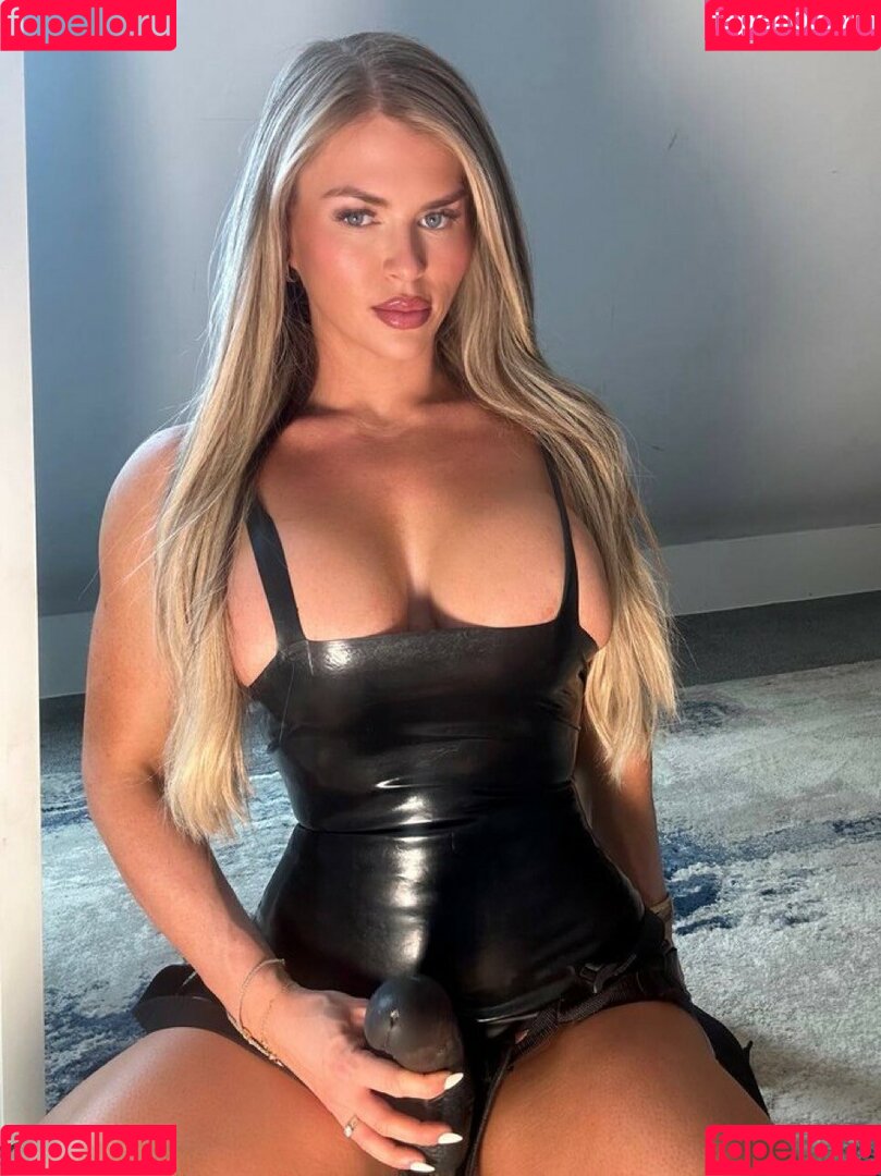 Ashley Hook Onlyfans Photo Gallery 