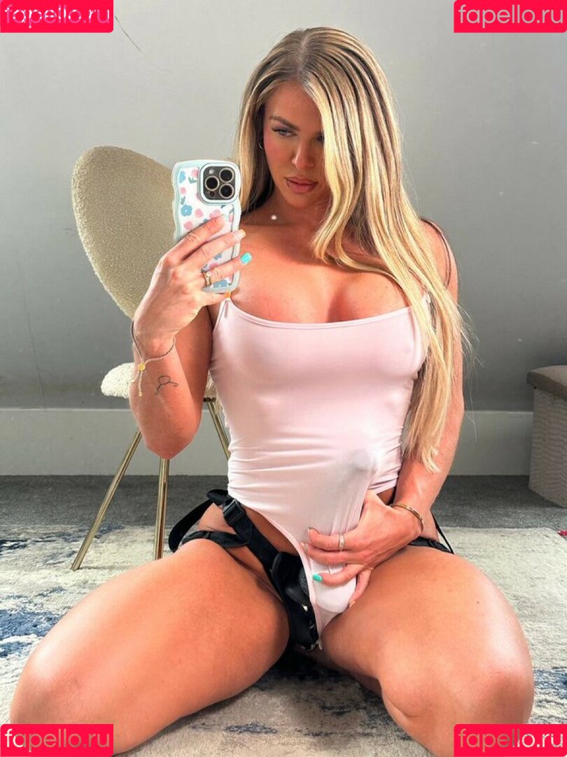 Ashley Hook Onlyfans Photo Gallery 