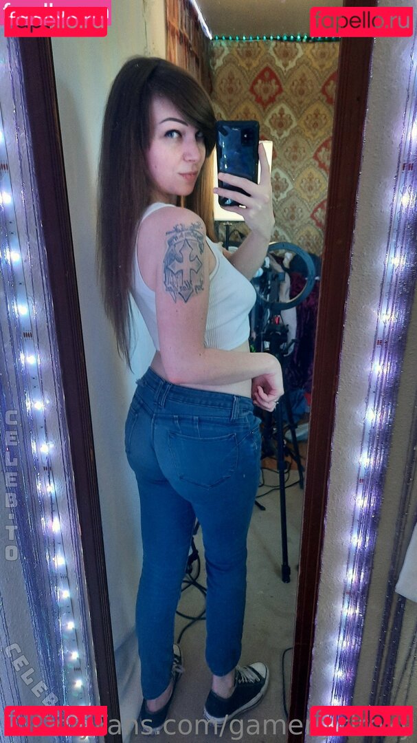 gamergirlroxy Nude Onlyfans Photo 5