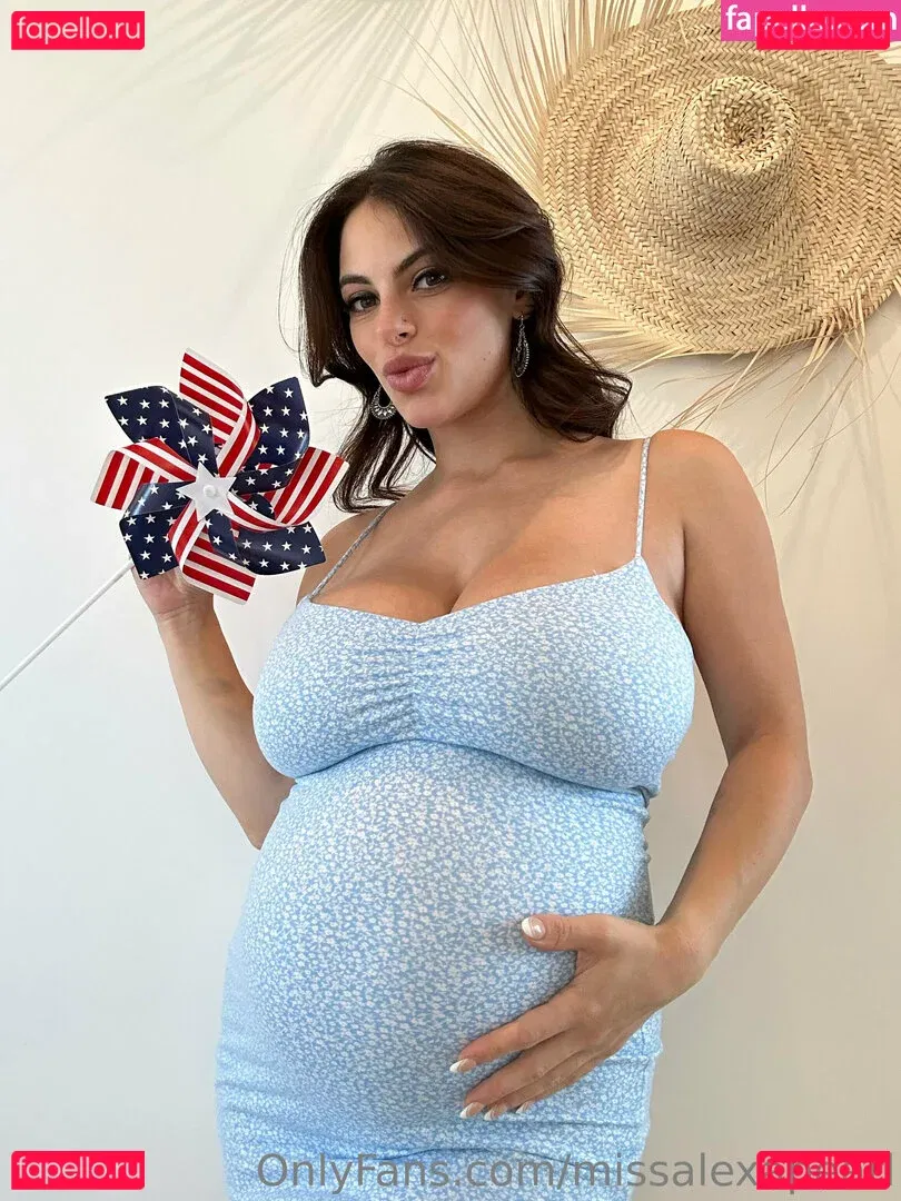 missalexapearl Onlyfans Photo Gallery 