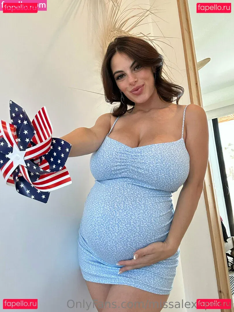 missalexapearl Onlyfans Photo Gallery 