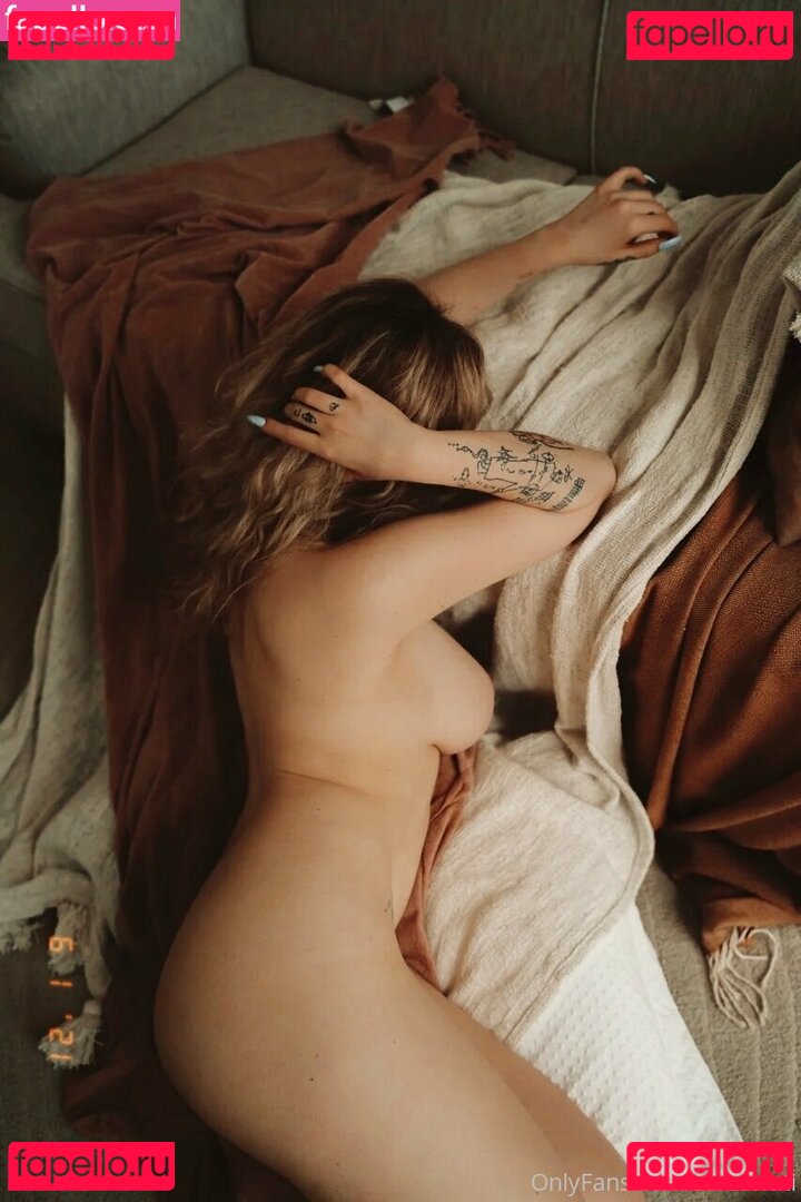 ratisuraja Nude Onlyfans Photo 20