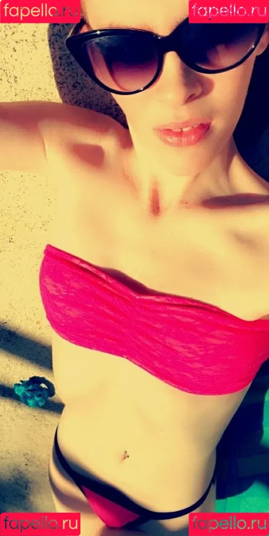 missemberskye Onlyfans Photo Gallery 