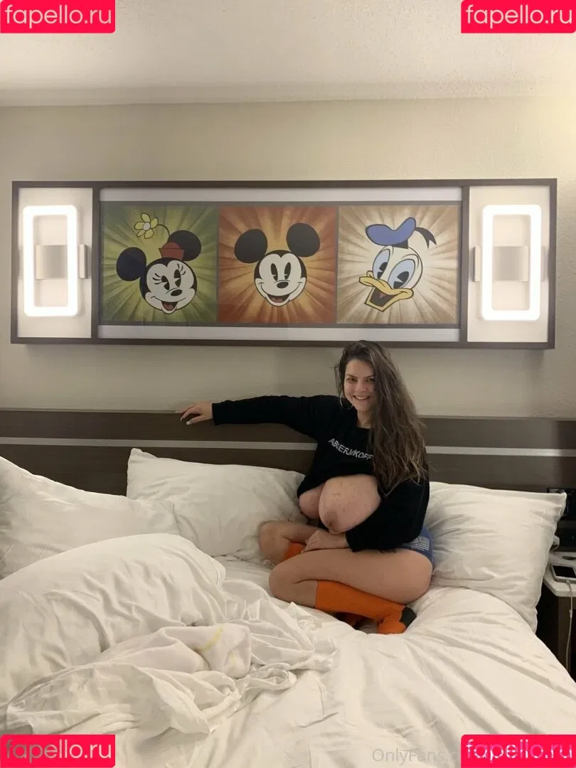 Alaura Grey Onlyfans Photo Gallery 