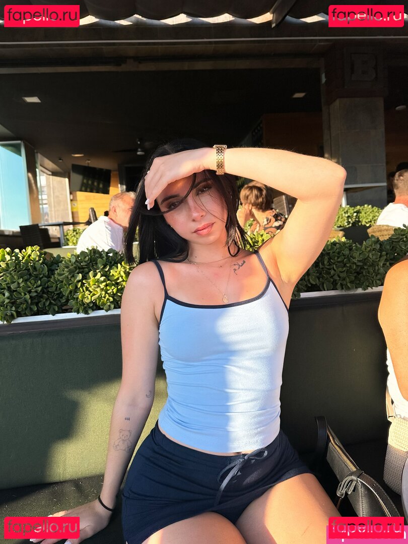 ines.roml Nude Onlyfans Photo 7
