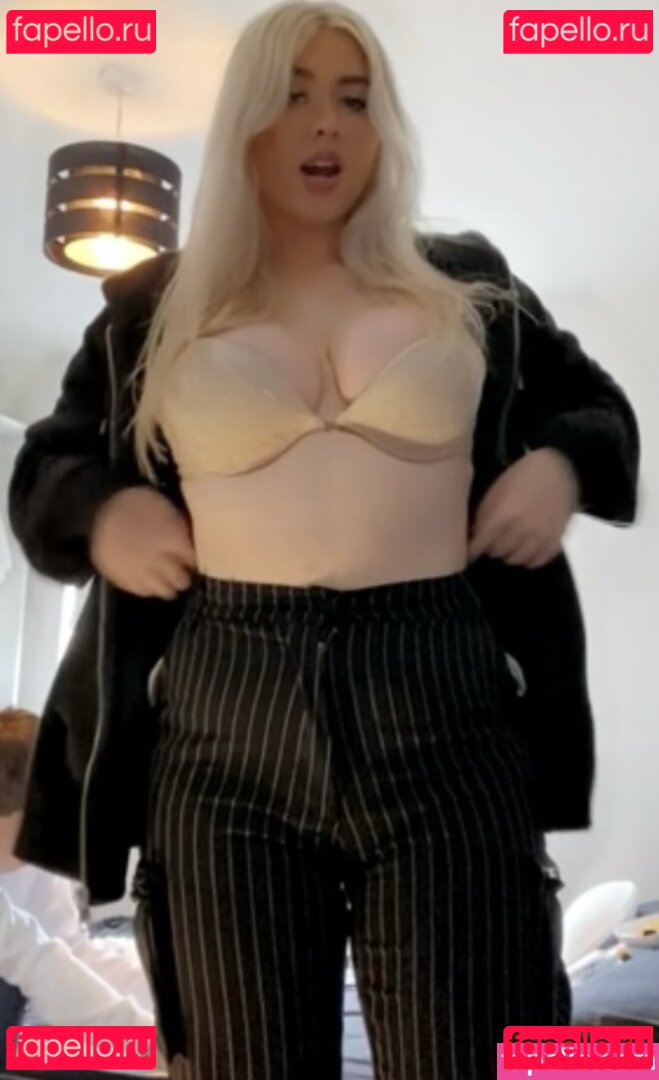 Emma Cassidy Nude Onlyfans Photo 30