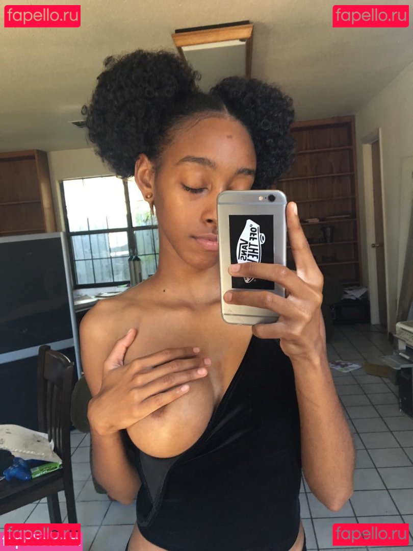 Cumshawty Nude Onlyfans Photo 14