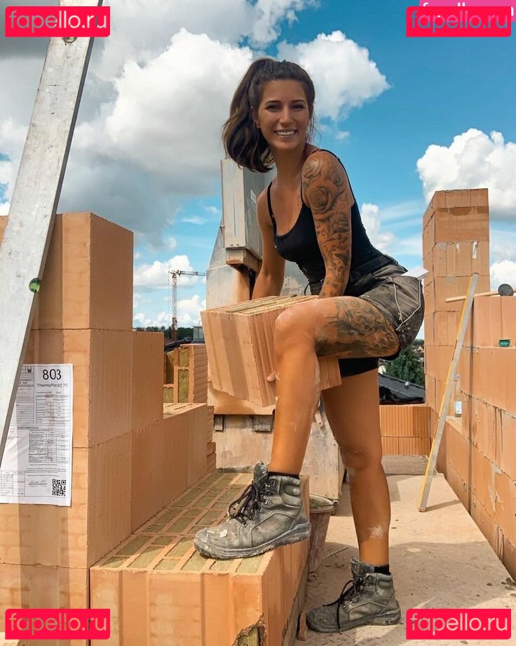Julia Schäfer Nude Onlyfans Photo 22