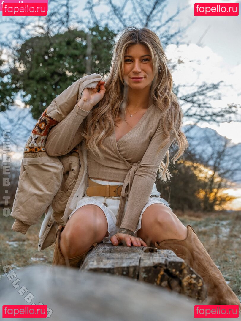 Julia Schäfer Nude Onlyfans Photo 15