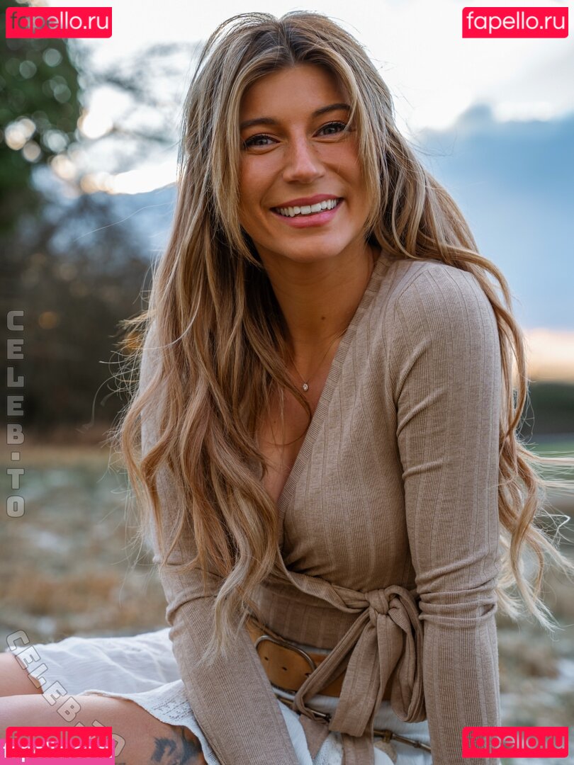 Julia Schäfer Nude Onlyfans Photo 10