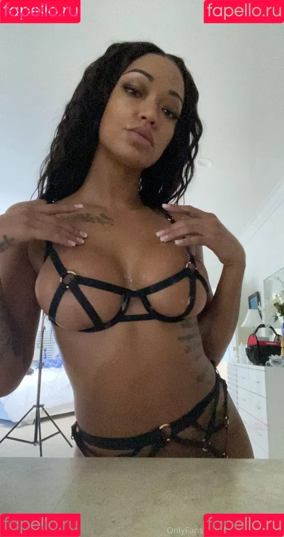Harley Dean Onlyfans Photo Gallery 
