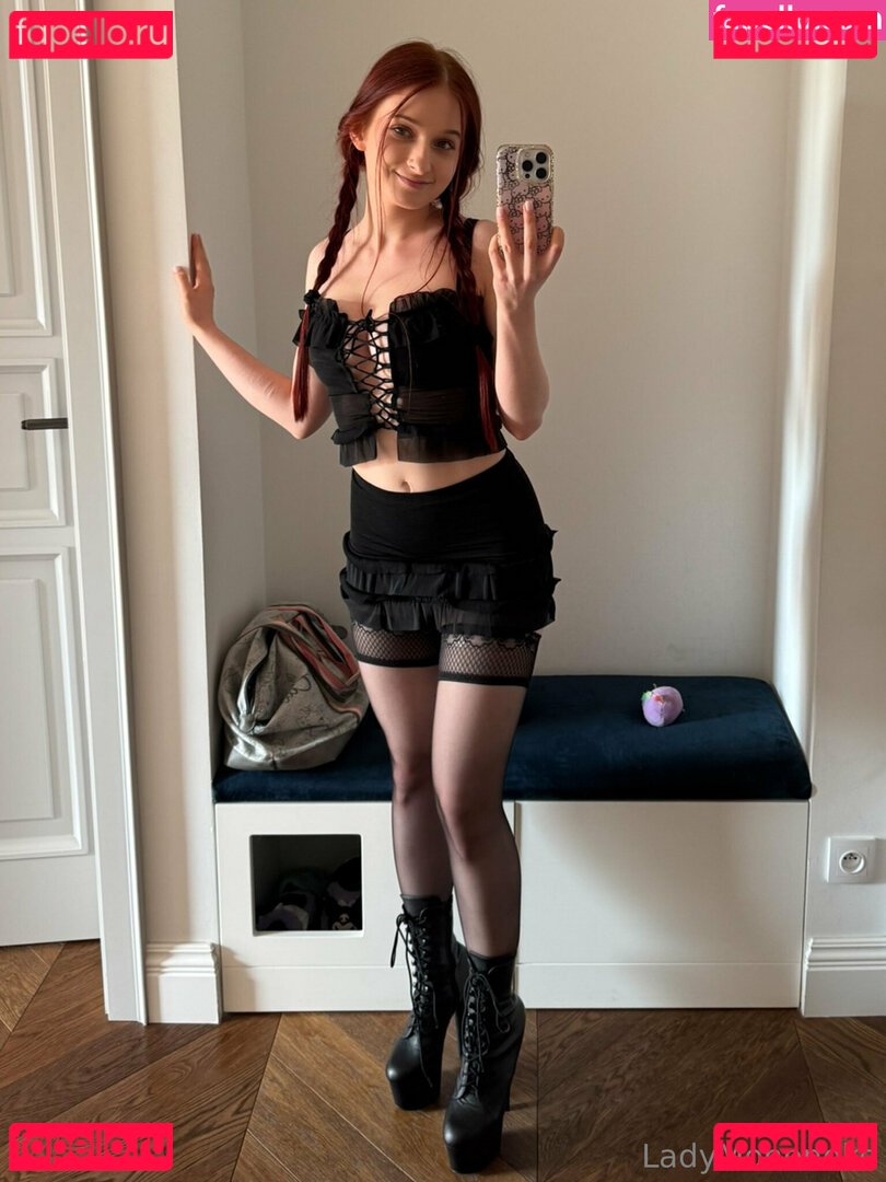 ladymononokefree Nude Onlyfans Photo 9