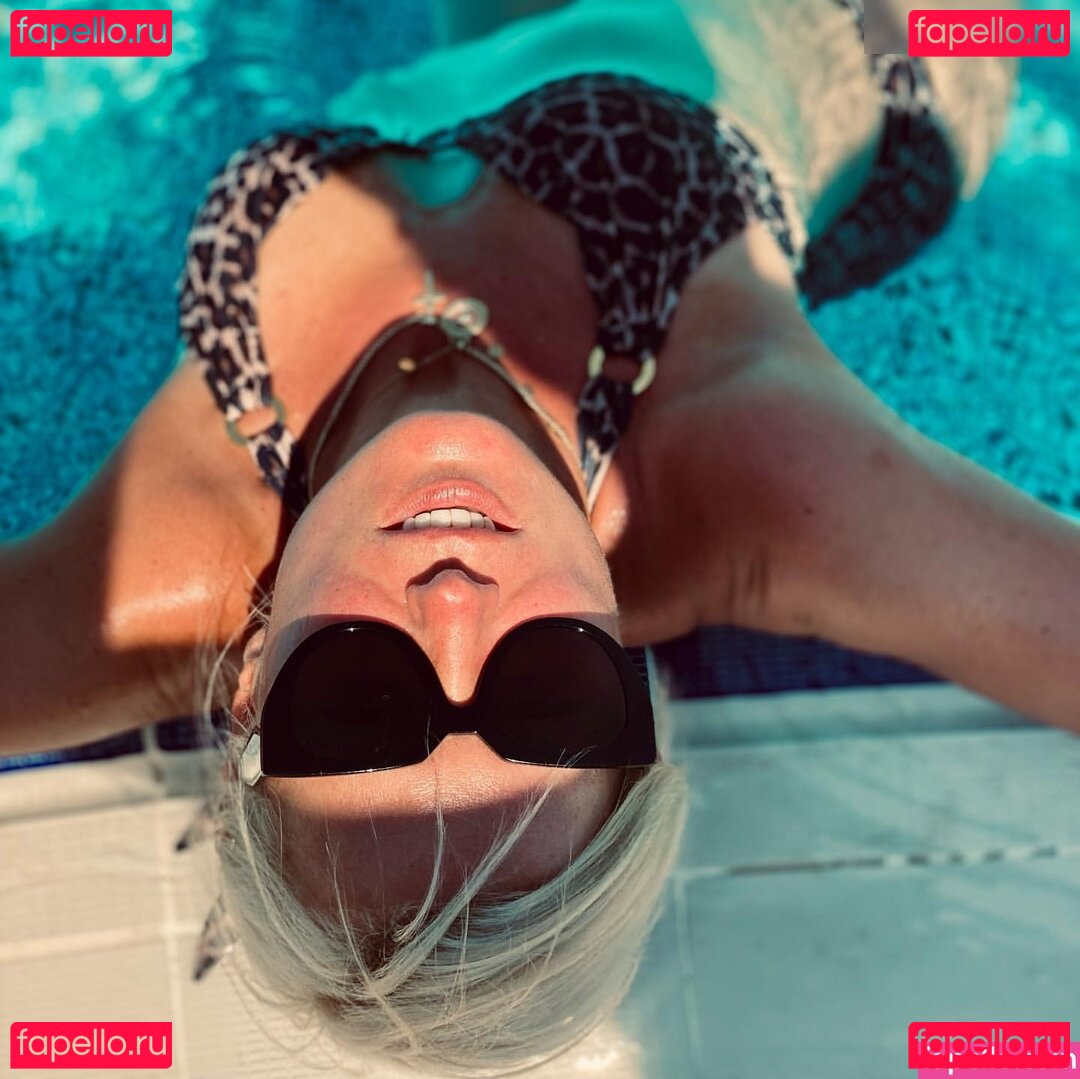 Kamilla Senjo Nude Onlyfans Photo 46
