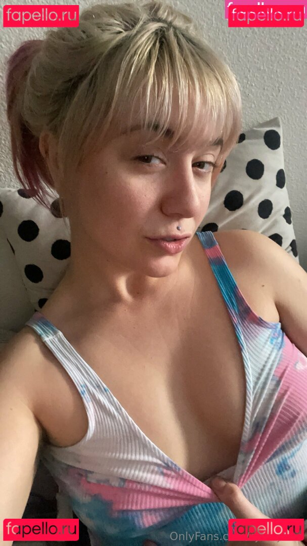 cjkittyfree Nude Onlyfans Photo 17