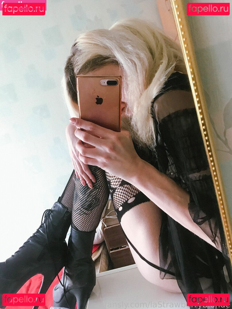 laStrawberryBlonde Nude Onlyfans Photo 36