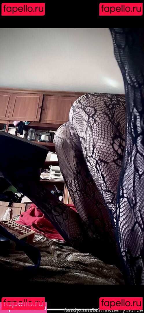 laStrawberryBlonde Nude Onlyfans Photo 4