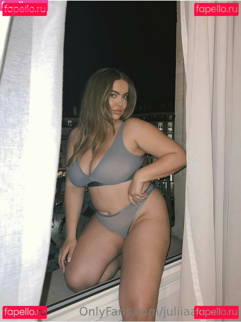 Julia Berit Nude Onlyfans Photo 35