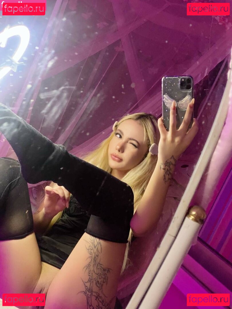 AngelViki Nude Onlyfans Photo 24