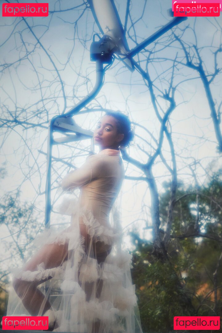 Amandla Stenberg Nude Onlyfans Photo 37
