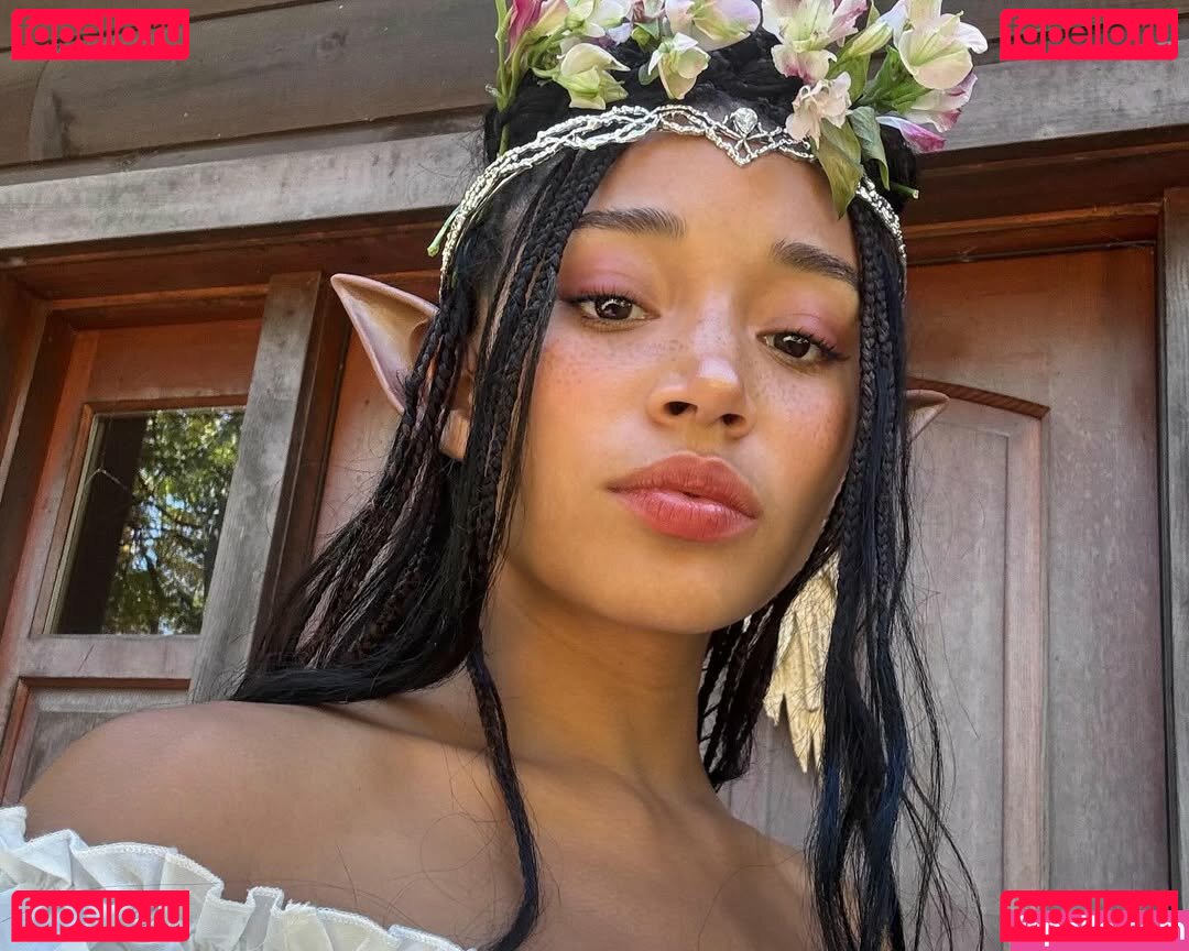 Amandla Stenberg Nude Onlyfans Photo 30