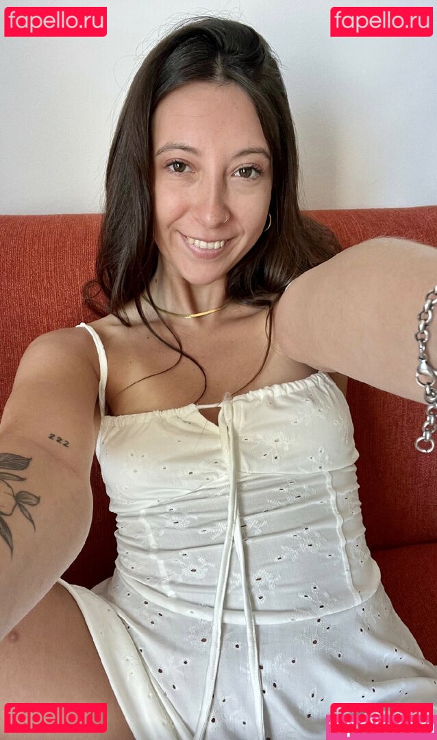 laritaselen Nude Onlyfans Photo 51