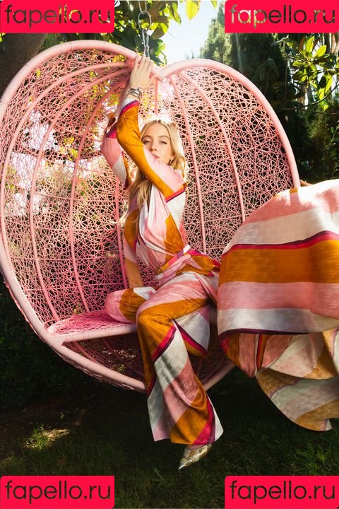 Sydney Sweeney Onlyfans Photo Gallery 