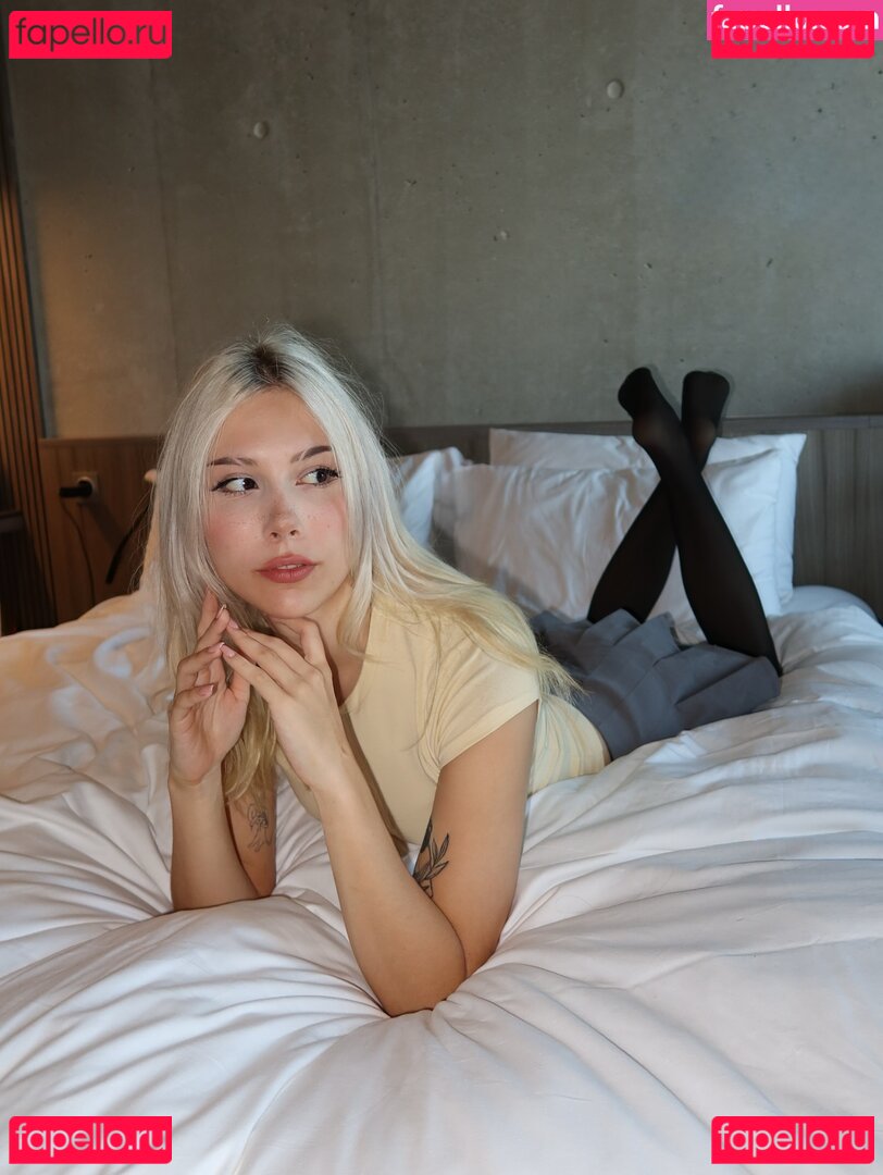 sarahtonin Nude Onlyfans Photo 26