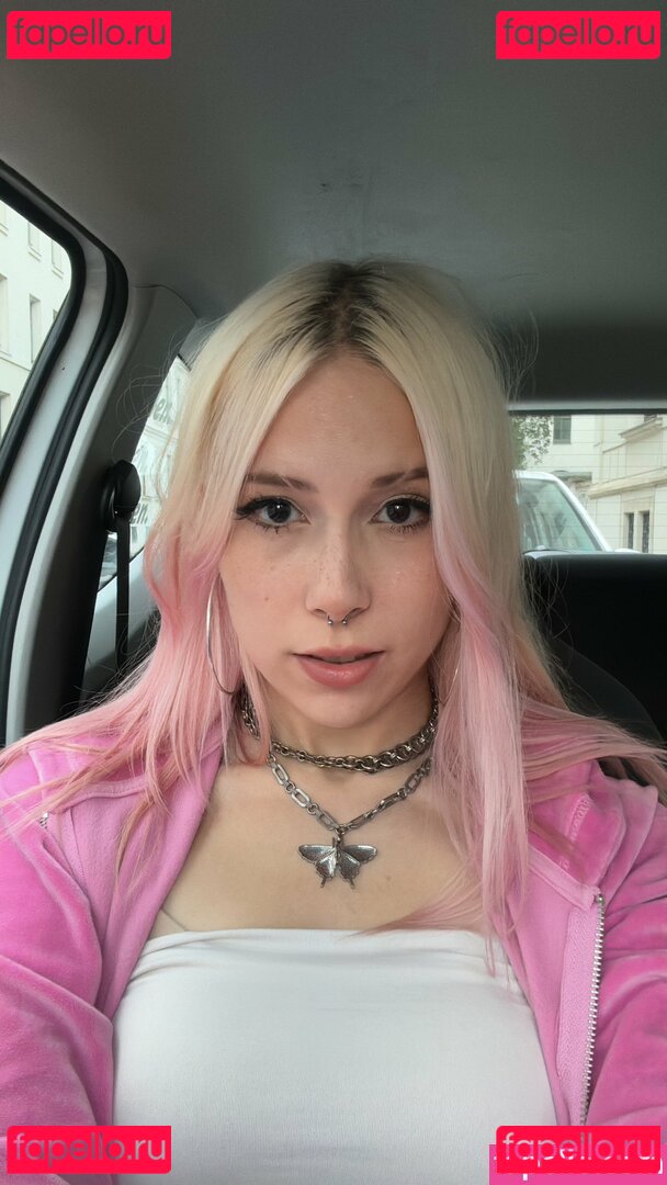 sarahtonin Nude Onlyfans Photo 9