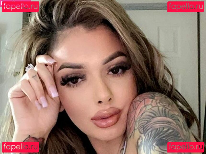 celina.powell Nude Onlyfans Photo 16