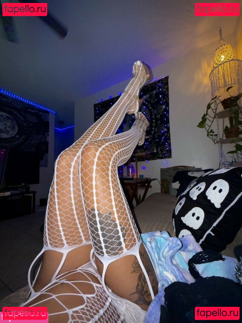 Lilghostbaby Nude Onlyfans Photo 7