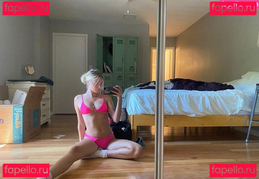 allhailcaroline Nude Onlyfans Photo 29