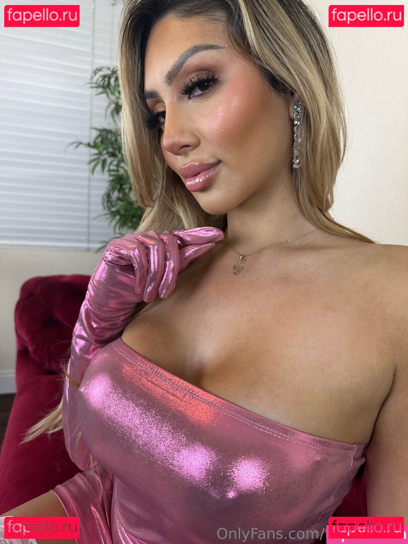 Trixie Banks Nude Onlyfans Photo 13