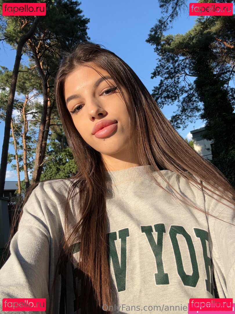 annie_simplegirl Nude Onlyfans Photo 35
