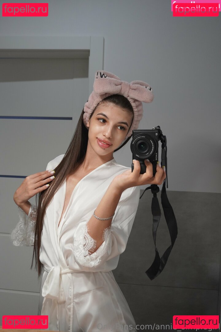annie_simplegirl Nude Onlyfans Photo 13