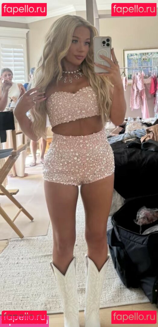 Megan Moroney Nude Onlyfans Photo 32