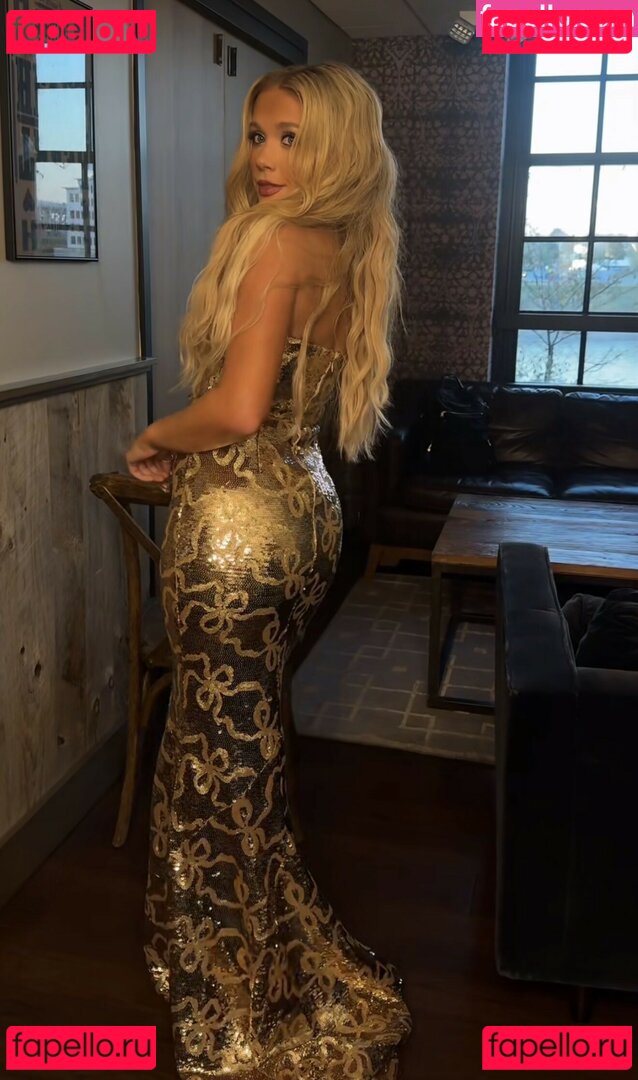 Megan Moroney Nude Onlyfans Photo 10