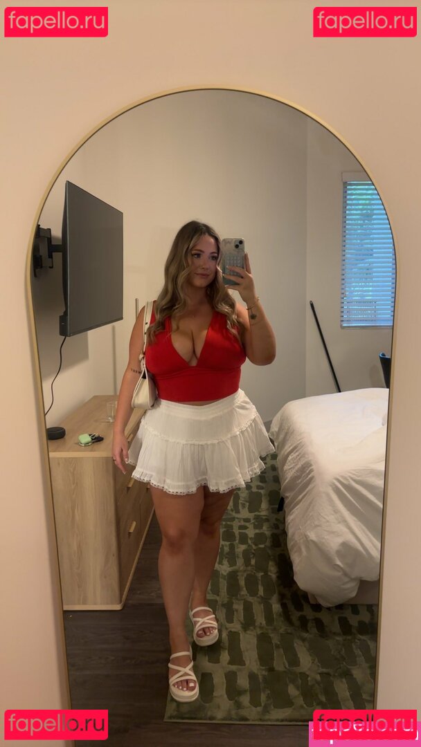 HottieRetired Nude Onlyfans Photo 12