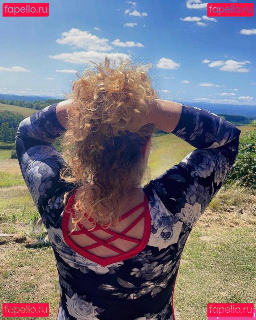 Sassy Green Nude Onlyfans Photo 39