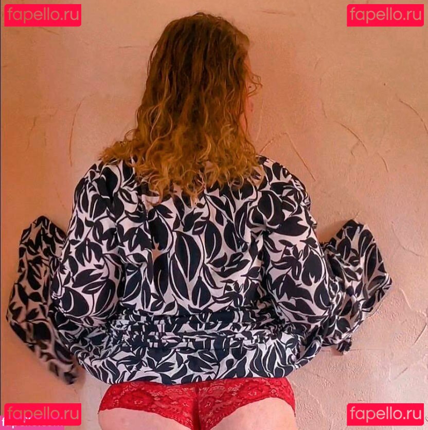 Sassy Green Nude Onlyfans Photo 31