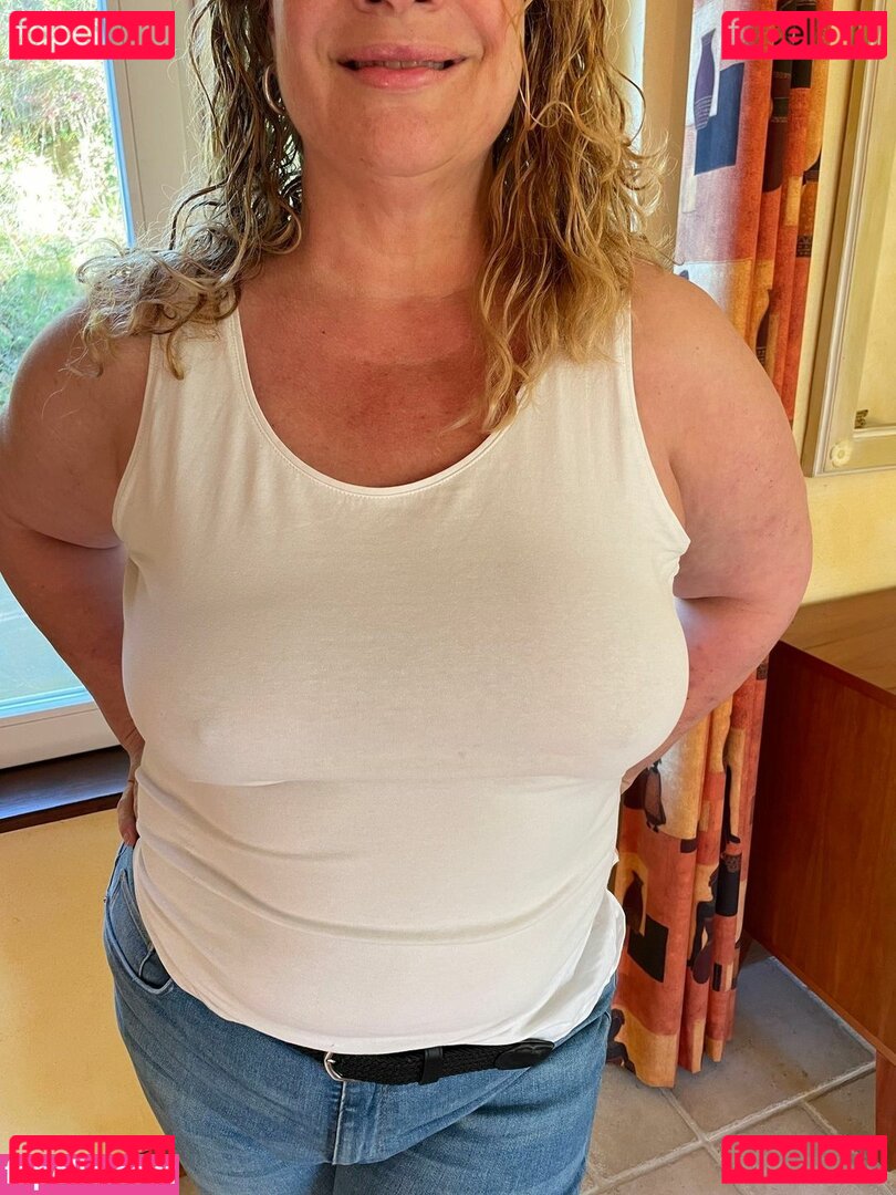 Sassy Green Nude Onlyfans Photo 20