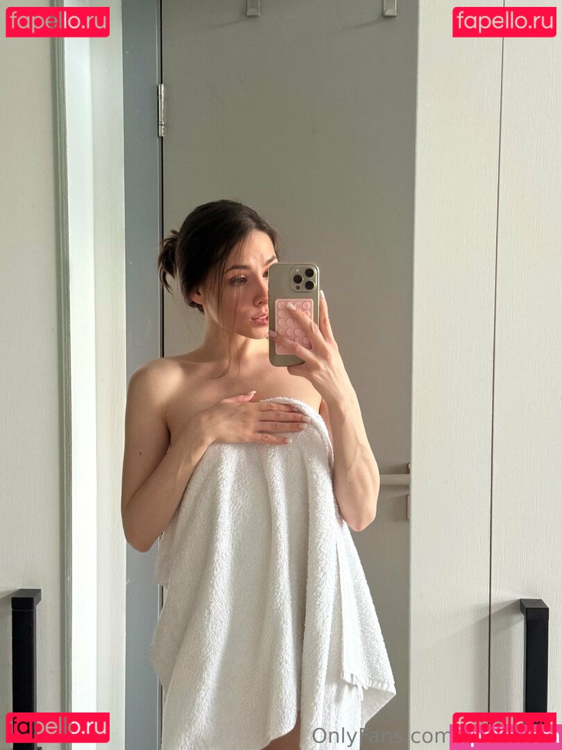 kirakindle Nude Onlyfans Photo 34