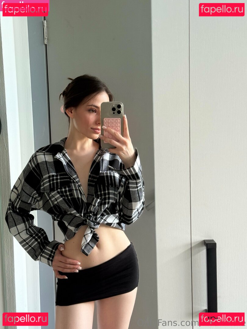 kirakindle Nude Onlyfans Photo 29